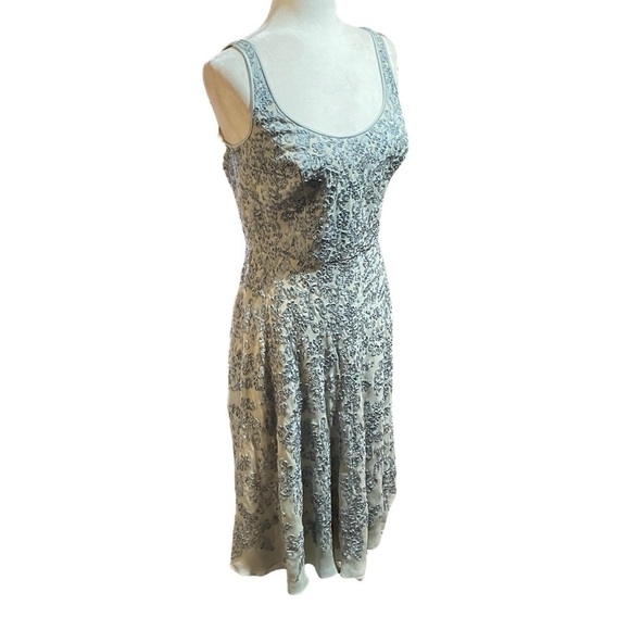 Carmen Marc Valvo Silk Dress Sleeveless Fit and Flare Ribbon Appliqué - Size 8 - Picture 3 of 14